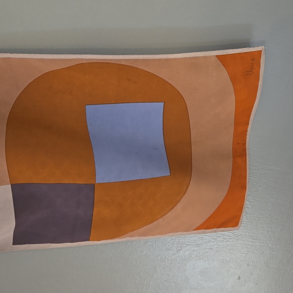 Geometric Long Scarf - Picture 3 of 7